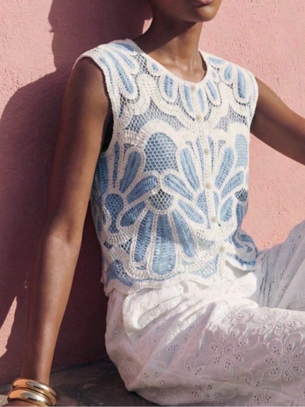 Blue & White Floral Crochet Knit Vest Button Front Sleeveless Top